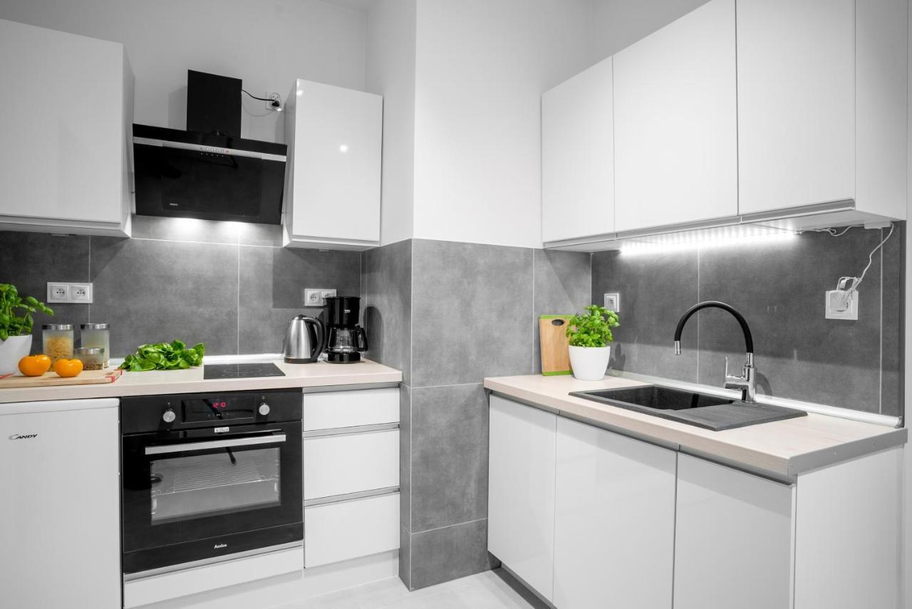 Apartamenty Homely Place Centrum - Stary Rynek - Parking Posen Exterior foto